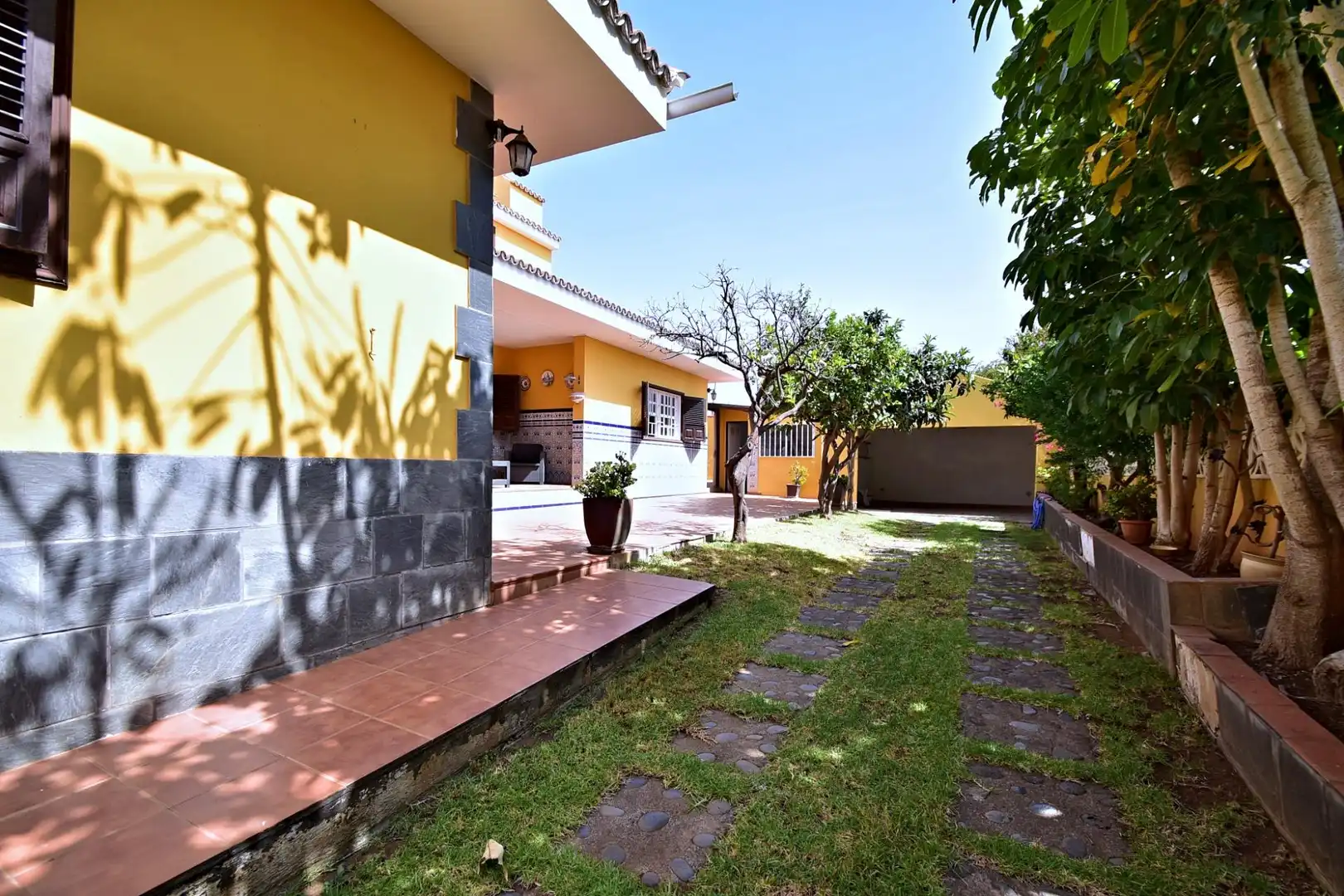 Vista exterior de Casa o chalet en venta en San Cristóbal de la Laguna con Jardín privado, Terraza y Trastero