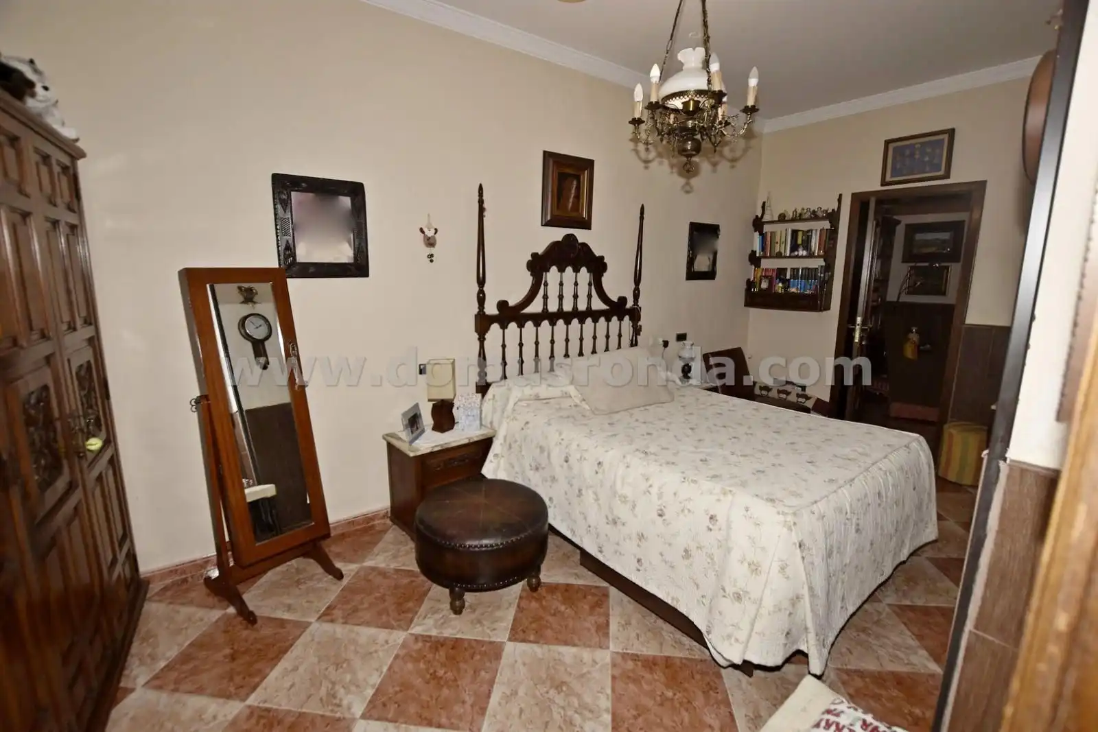 Schlafzimmer von Wohnung zum Verkauf in Ronda mit Heizung, Terrasse und Möbliert