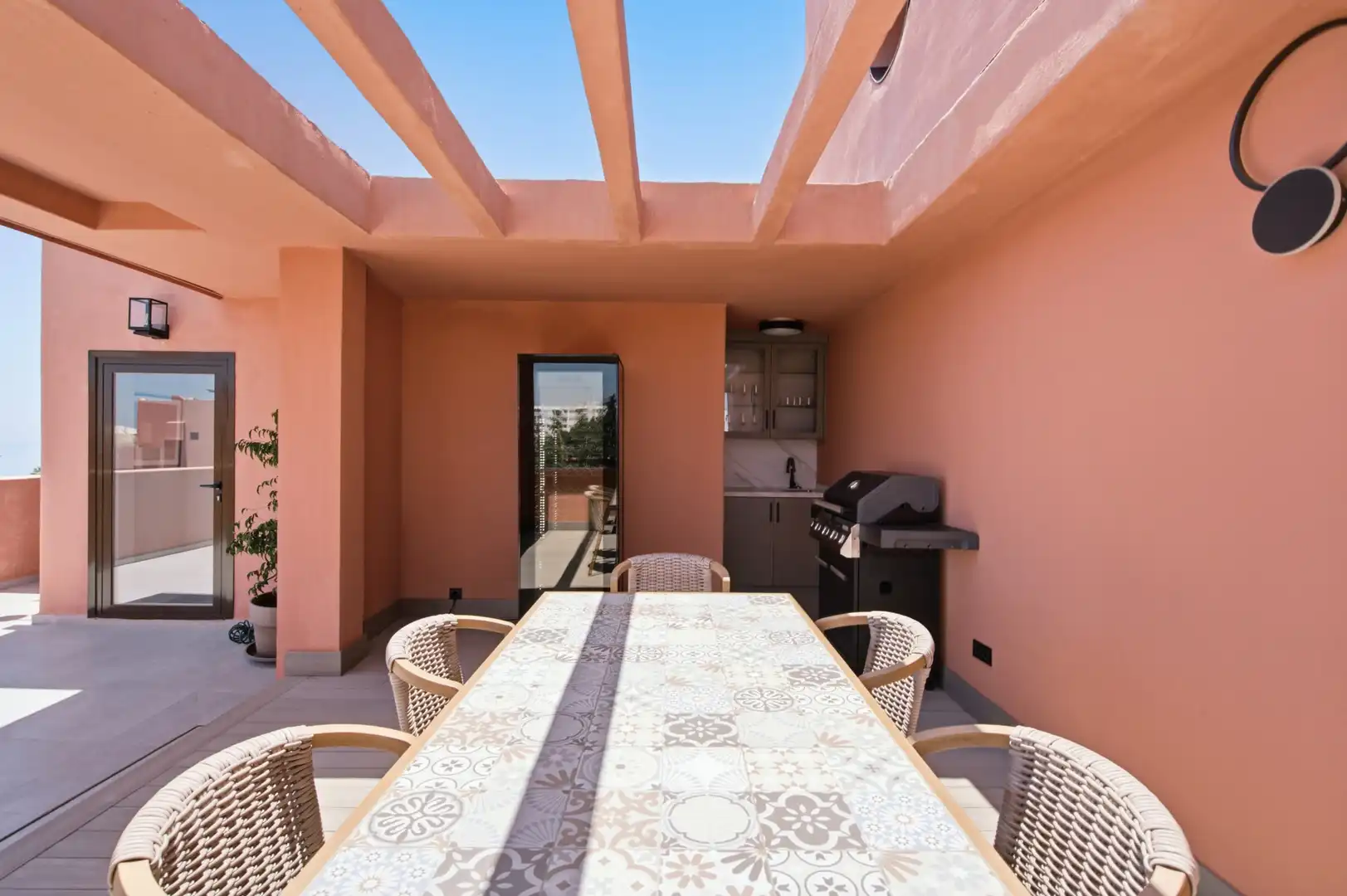 Terraza de Ático en venta en Estepona con Terraza, Piscina y Piscina comunitaria