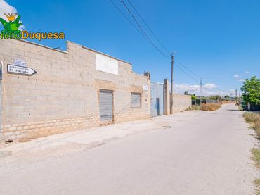 Industrial building for sale in Camino del Albolote 'Transversal'