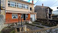 Vista exterior de Casa o xalet en venda en Alfoz de Lloredo amb Terrassa