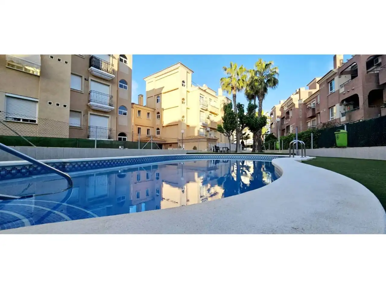 Vista exterior de Piso en venta en Molina de Segura con Aire acondicionado, Jardín privado y Trastero