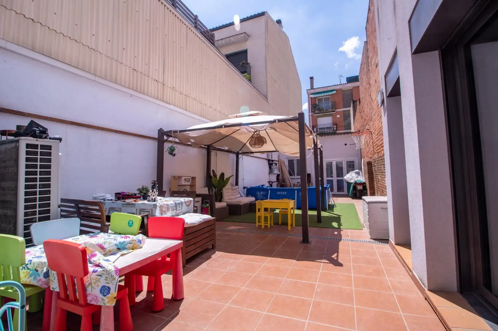 Terraza de Casa o chalet en venta en Cerdanyola del Vallès con Jardín privado