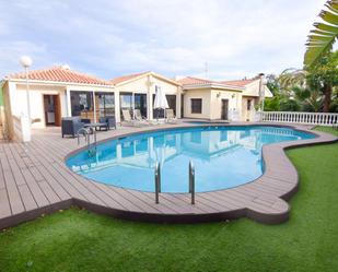 Piscina de Casa o xalet en venda en Alicante / Alacant amb Aire condicionat, Terrassa i Traster