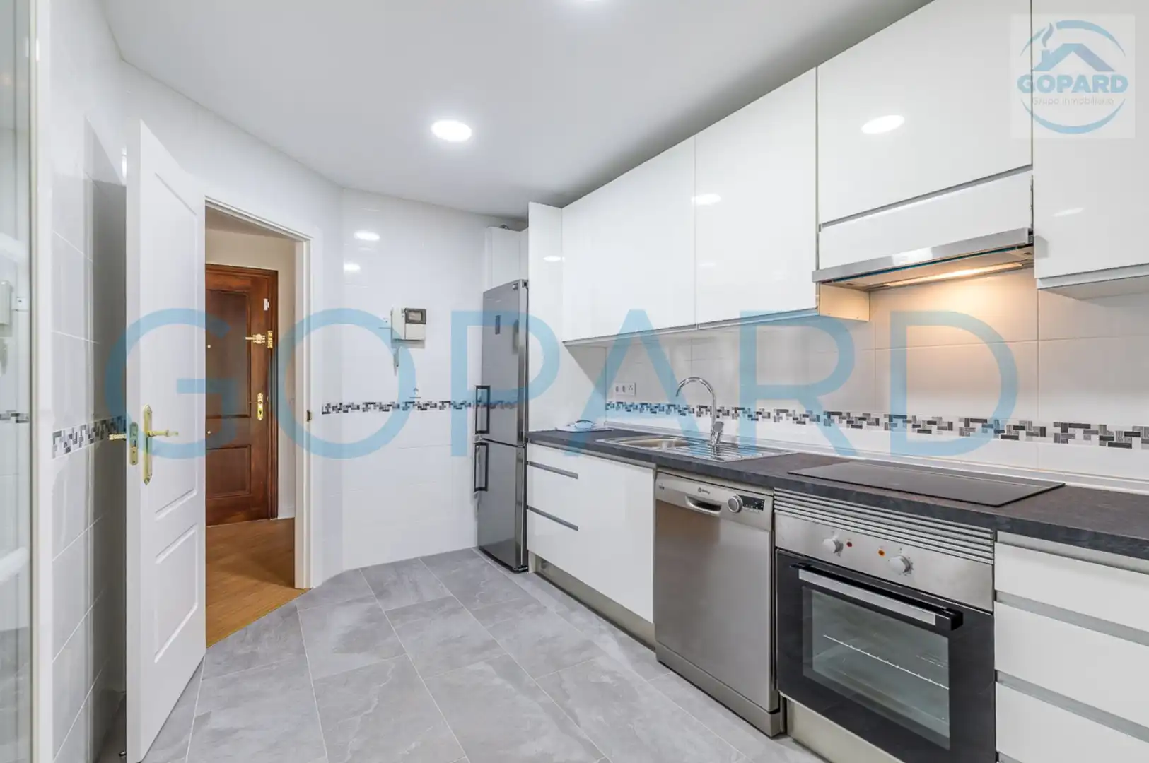 Kitchen of Duplexes for rent in Majadahonda  with Air Conditioner, Heating and Private garden