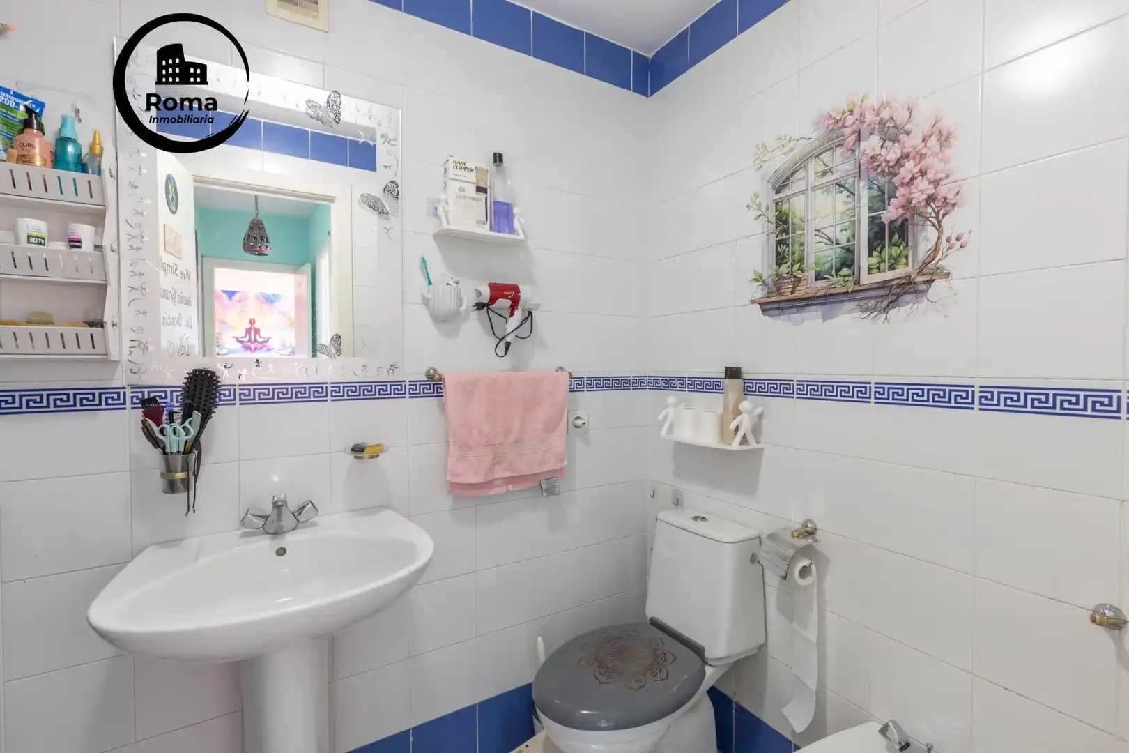 Baño de Piso en venta en Granada con Calefacción, Terraza y Amueblado