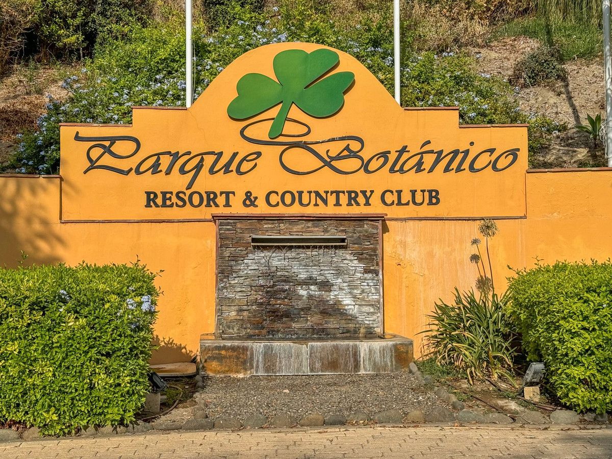 Attic for sale in Benahavís  with Air Conditioner, Heating and Terrace