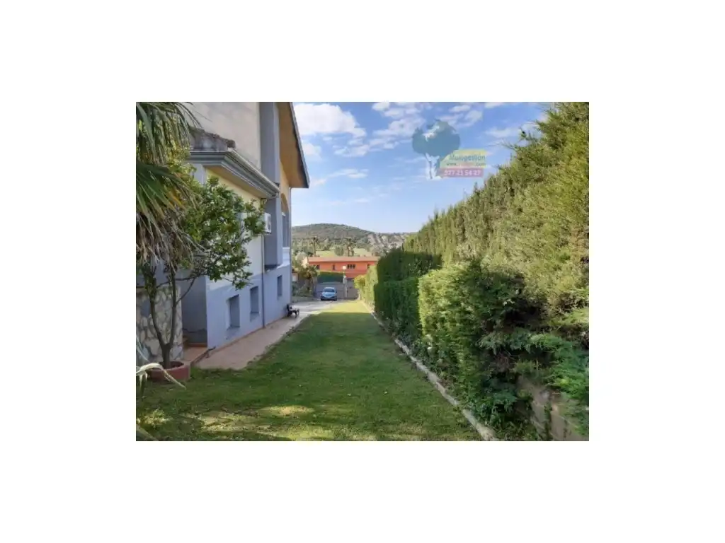 Jardí de Casa o xalet en venda en Cáceres