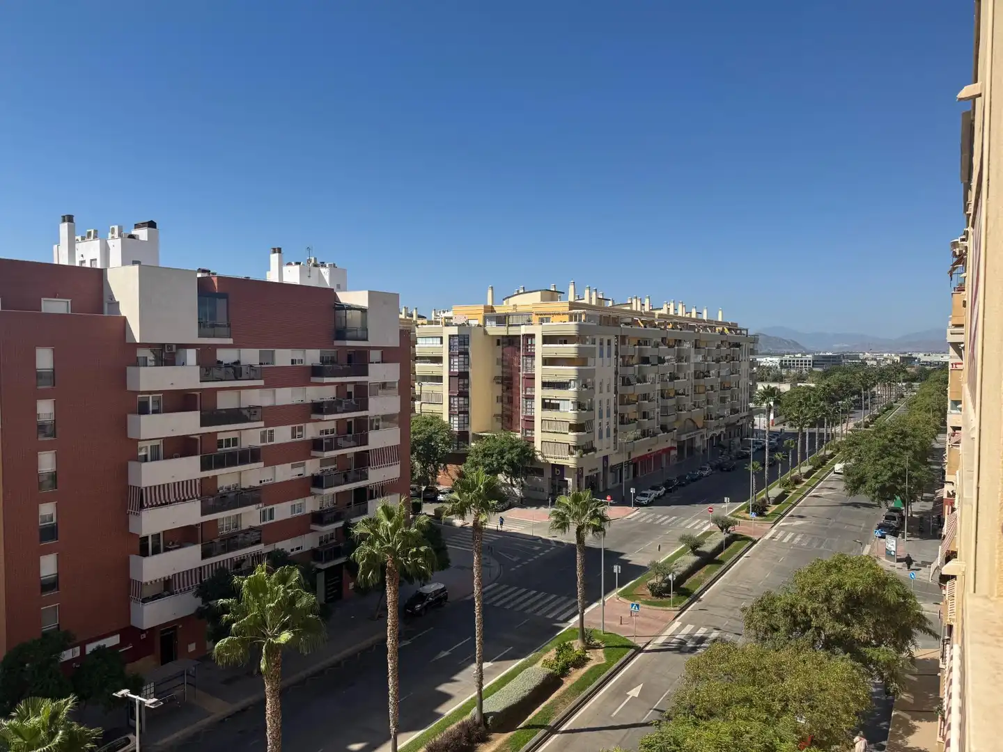 Piso de alquiler en Martín Carpena - Torre del Río