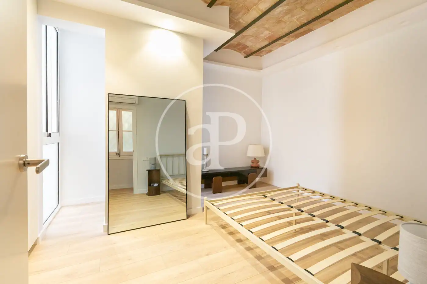 Bedroom of Flat for sale in Barcelona  with Air Conditioner, Heating and Balcony