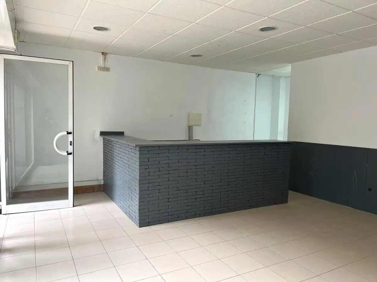 Local en venta en Igualada