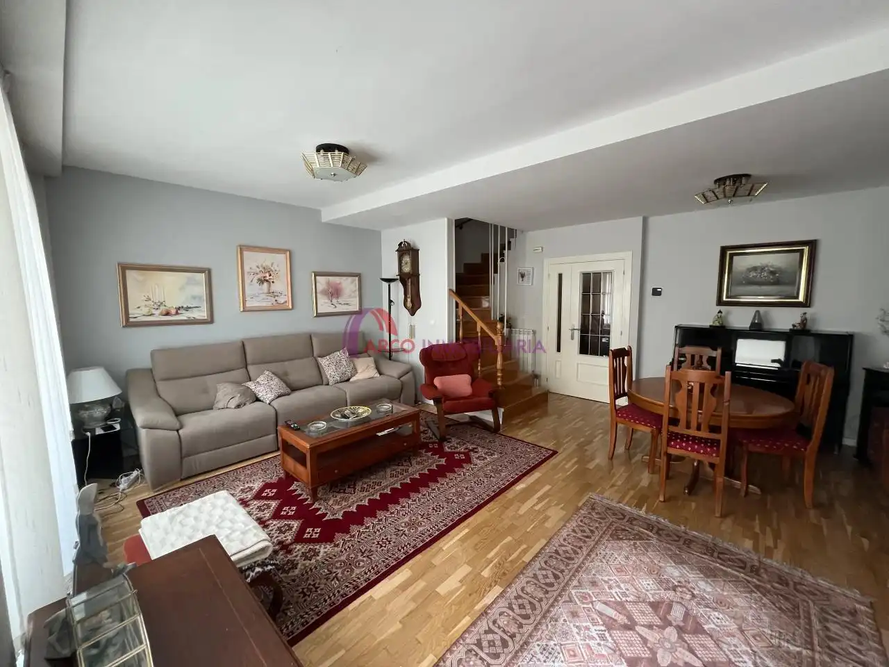 Living room of Detached homes for sale in Burgos  with Heating, Private garden and Parquet flooring