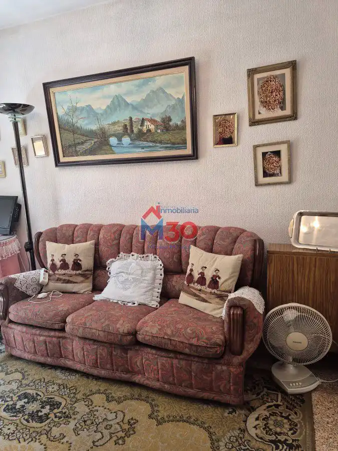 Sala de estar de Piso en venta en Miranda de Ebro con Calefacción, Terraza y Trastero