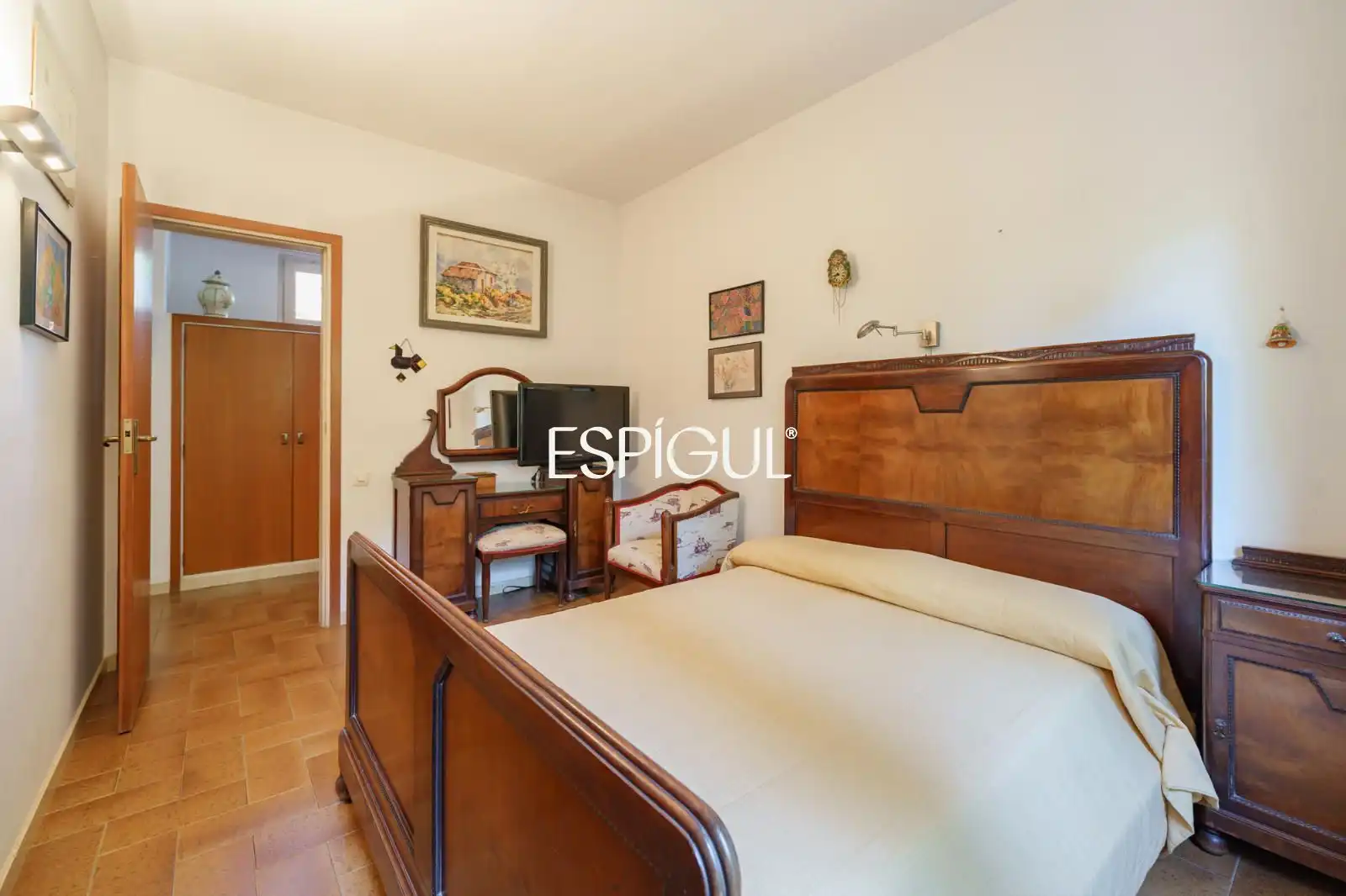 Habitación de Casa o chalet en venta en Cerdanyola del Vallès con Calefacción, Terraza y Trastero