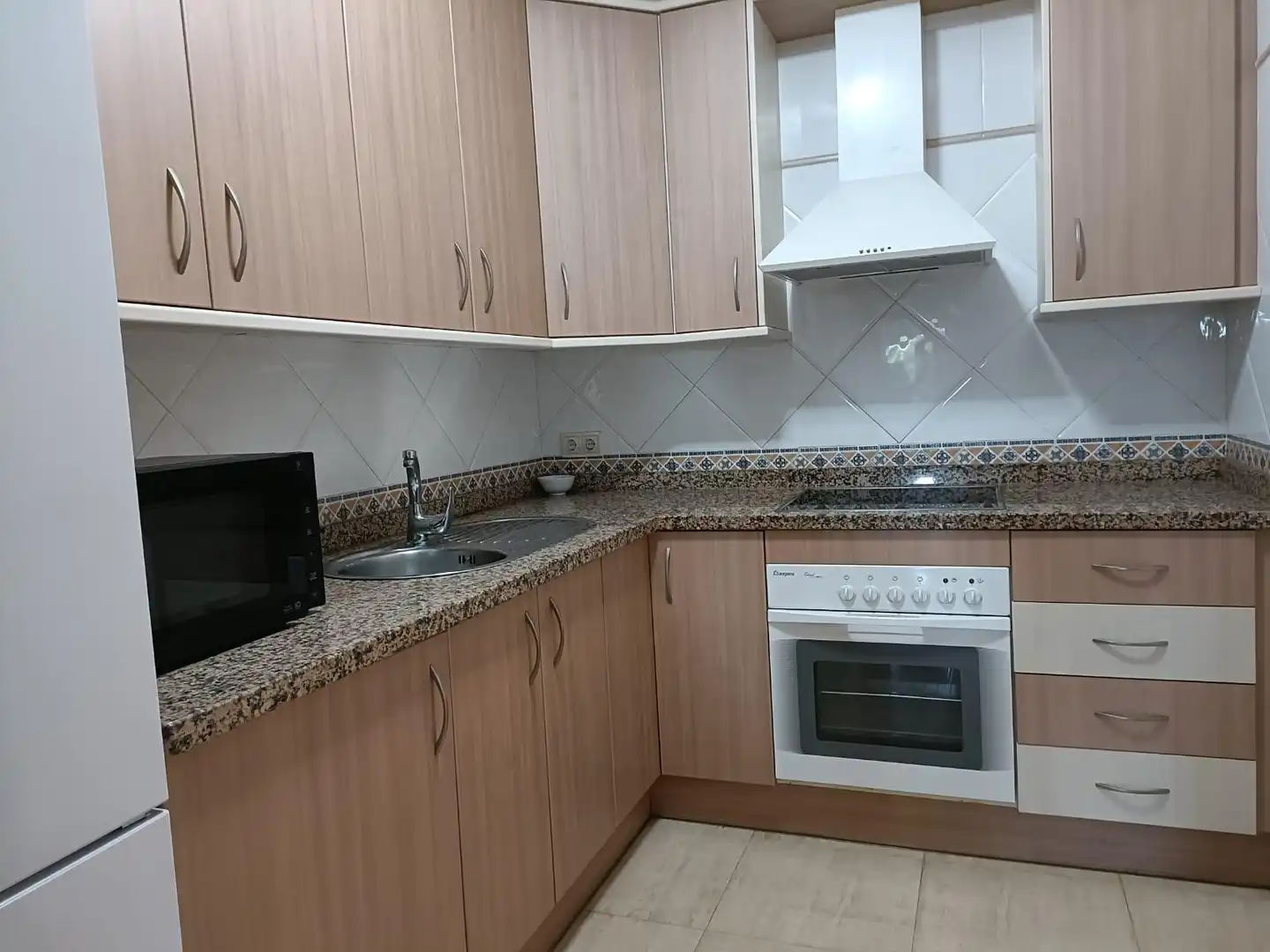 Kitchen of Flat for rent in Roquetas de Mar  with Terrace, Furnished and Community pool