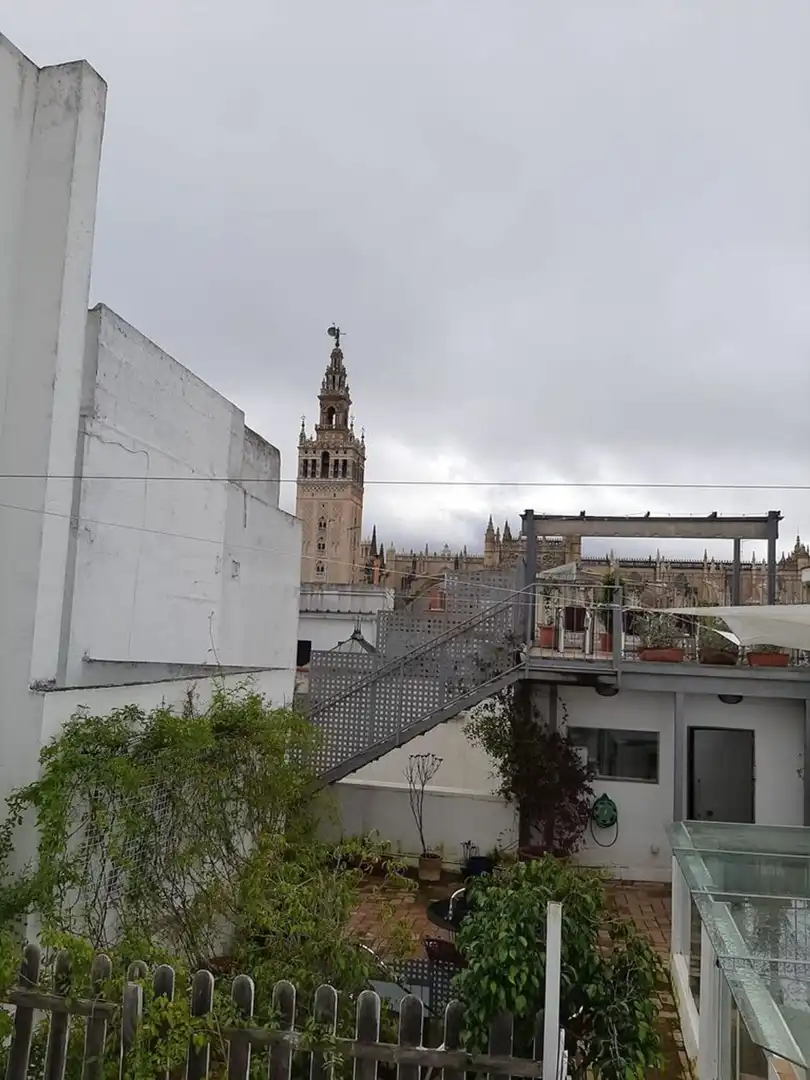Vista exterior de Casa o xalet en venda en Sevilla amb Aire condicionat, Terrassa i Traster