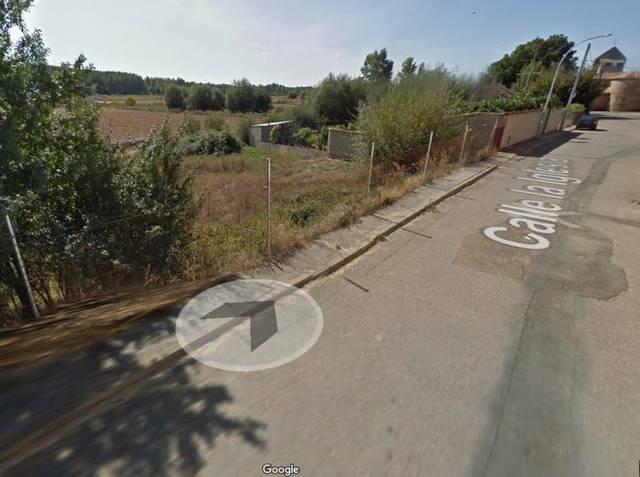 Terreno en Venta en Calle la Iglesia en Valdefresno