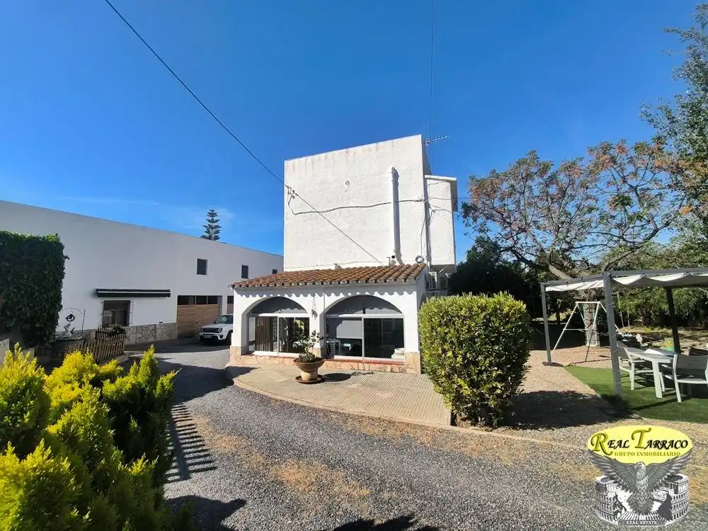 Vista exterior de Piso en venta en Reus