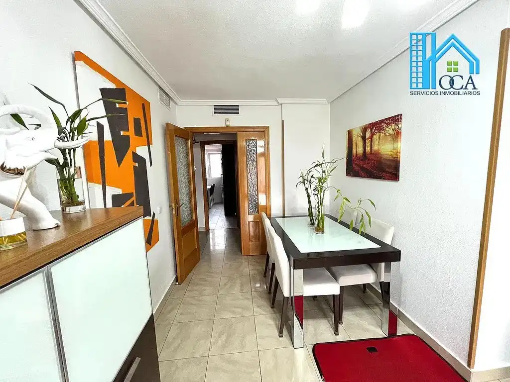 Vista exterior de Piso en venta en Carabanchel