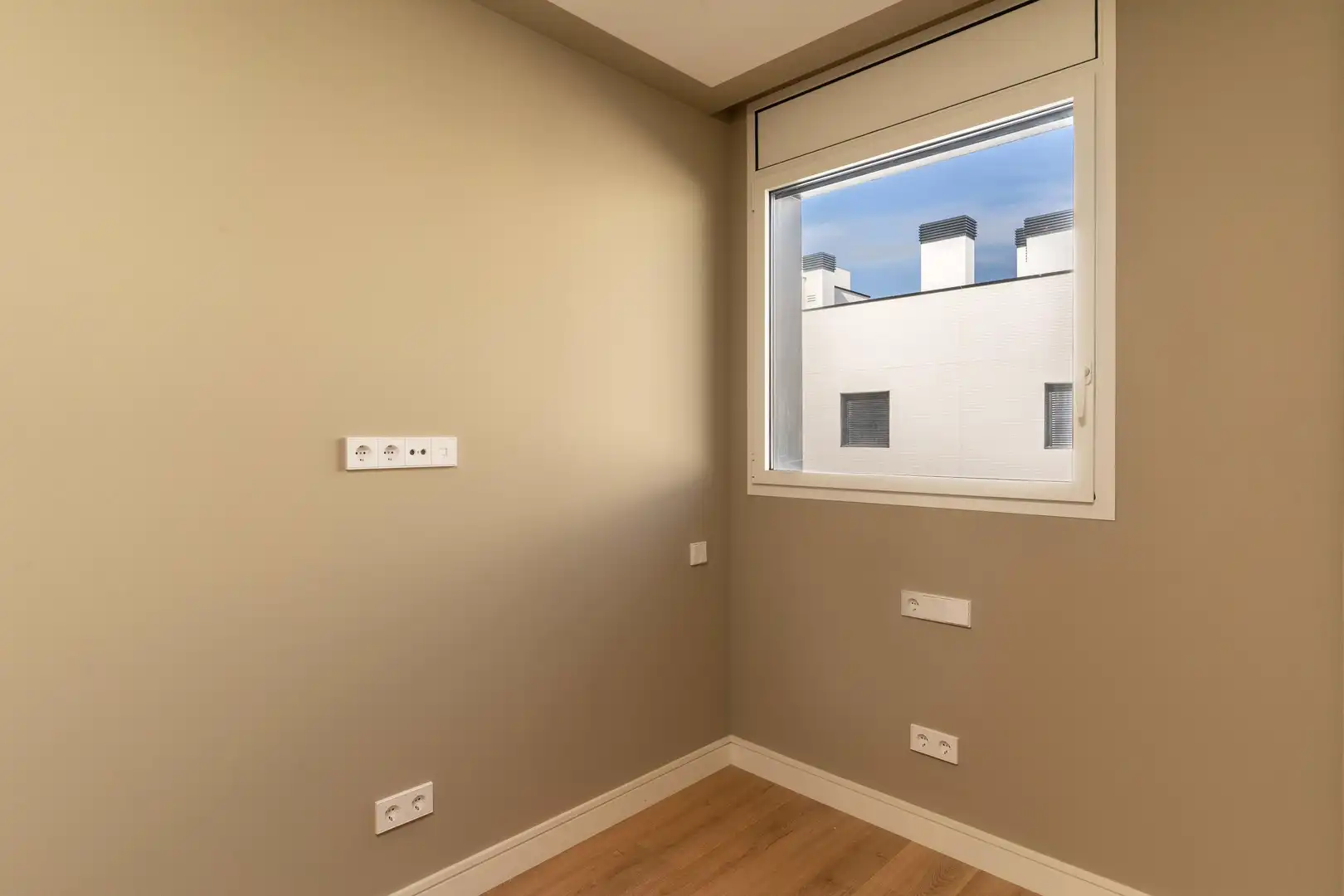 Wohnung zur Miete in RDA. JEAN MONNET 230-238, SABADELL, Can Gambús