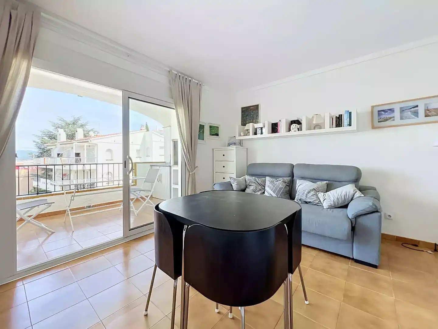 Sala de estar de Apartamento en venta en Roses con Aire acondicionado, Calefacción y Terraza