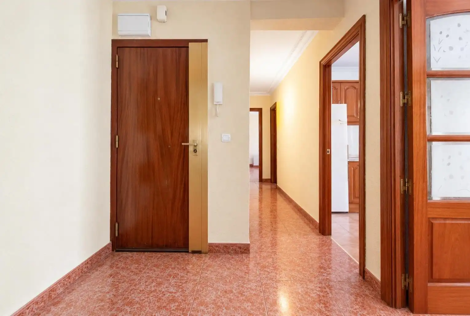Piso con ascensor en venta en Calle de Eduardo España, imagen 2
