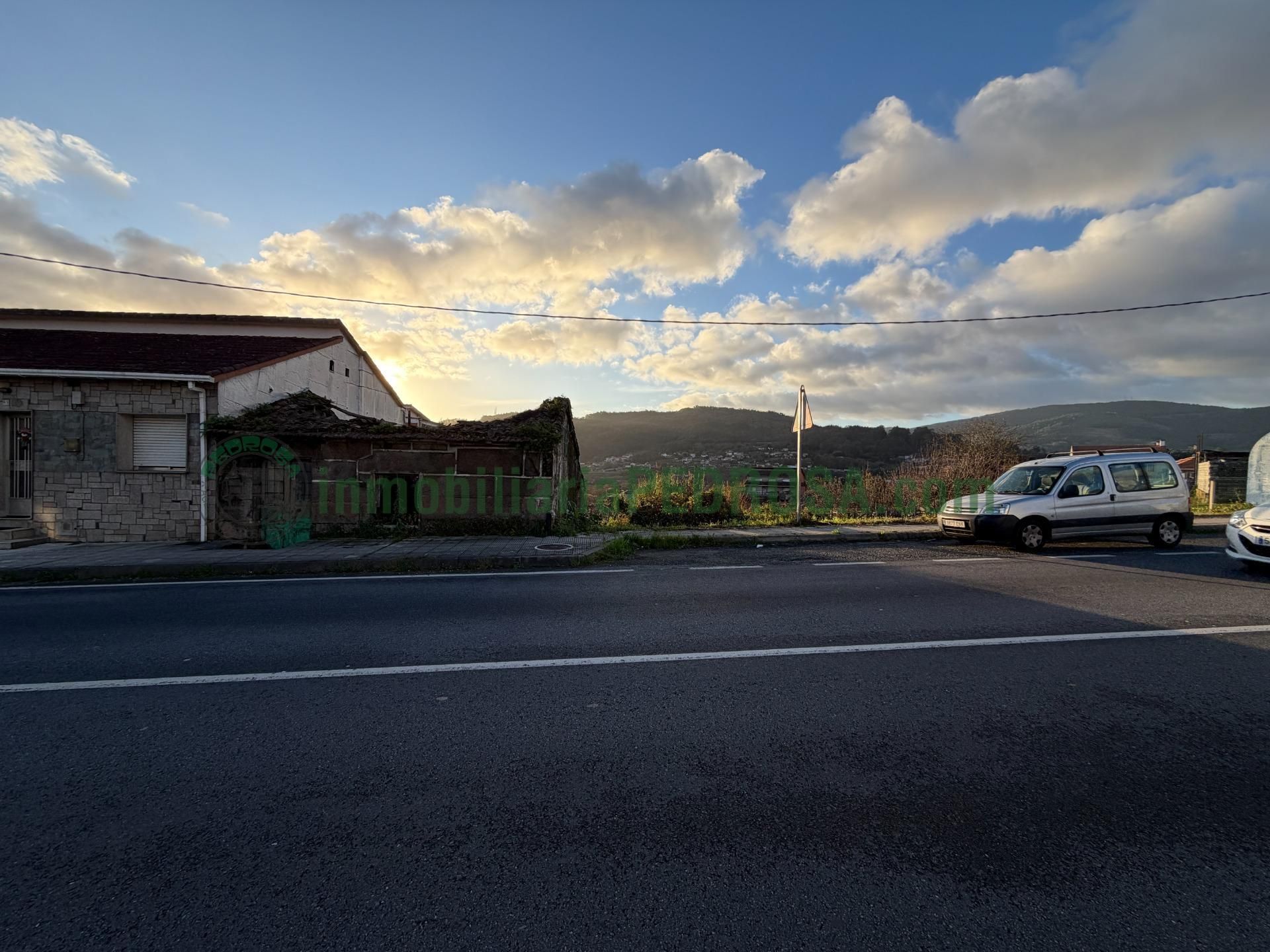 Exterior view of Country house for sale in Pontevedra Capital   with Private garden