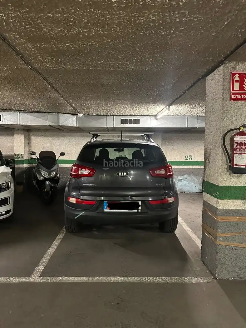 Einzelparkplatz zum Verkauf in Carrer del Torrent 82