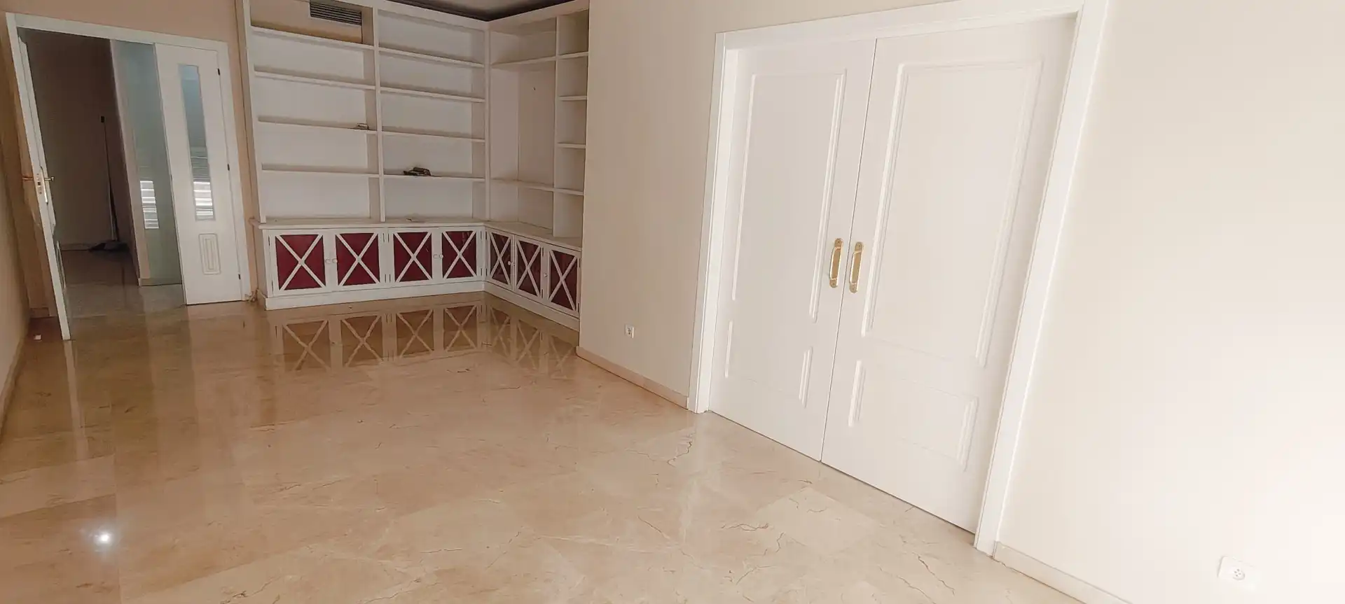 Living room of Flat for rent in Sevilla  with Air Conditioner, Storage room and Oven