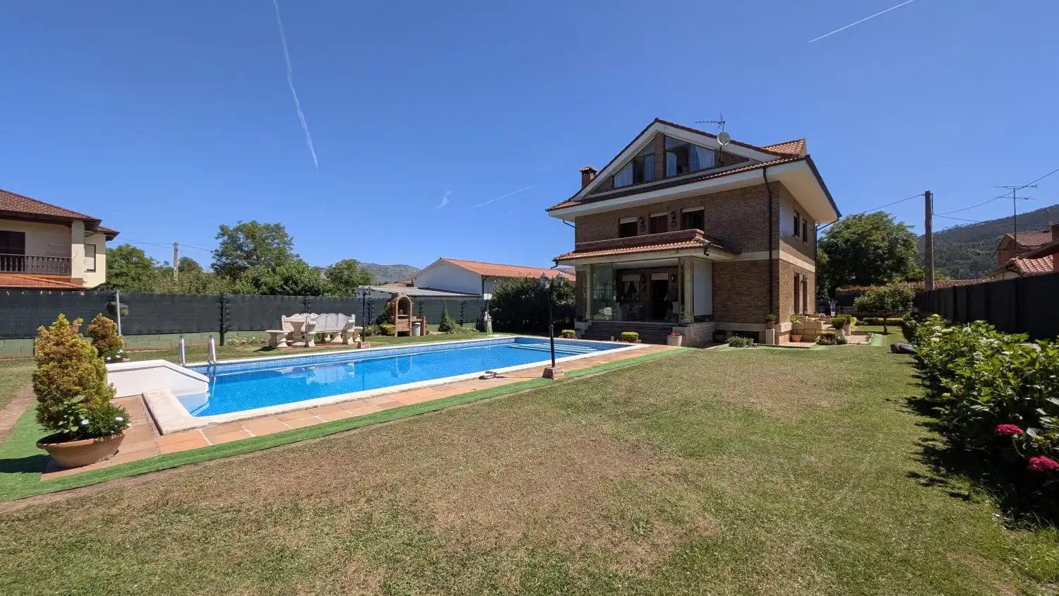 Swimming pool of Houses for sale in Los Corrales de Buelna   with Heating, Private garden and Terrace
