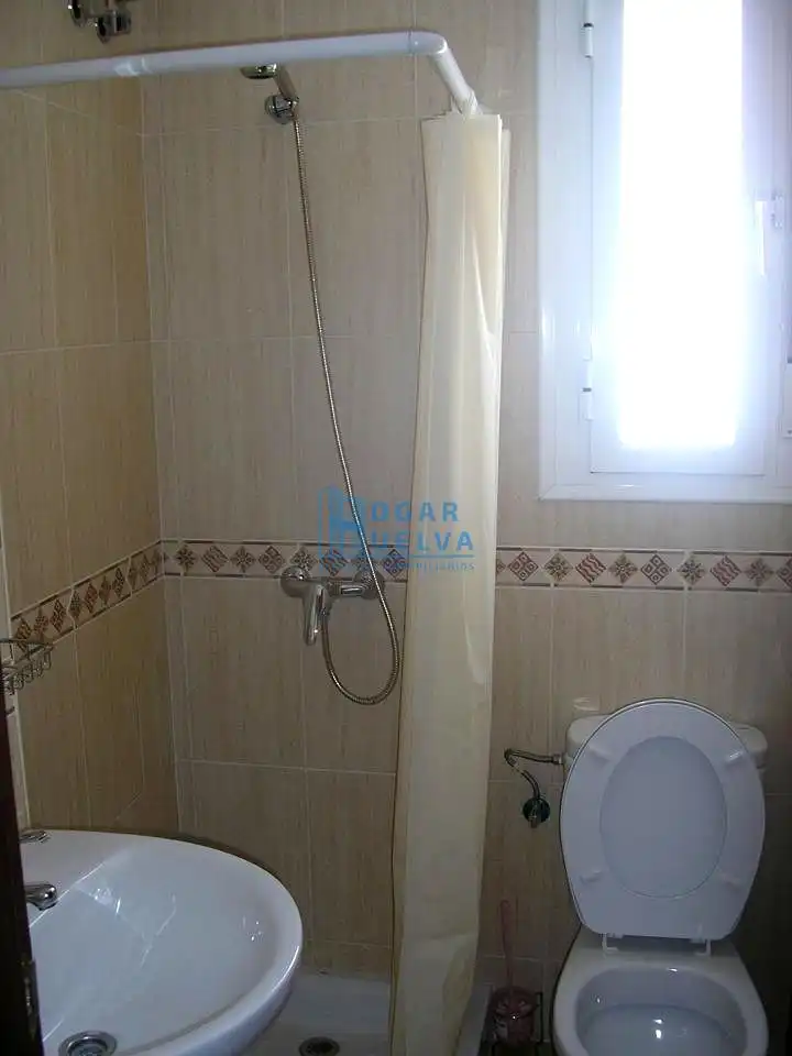 Baño de Piso en venta en Reina Victoria - Matadero 