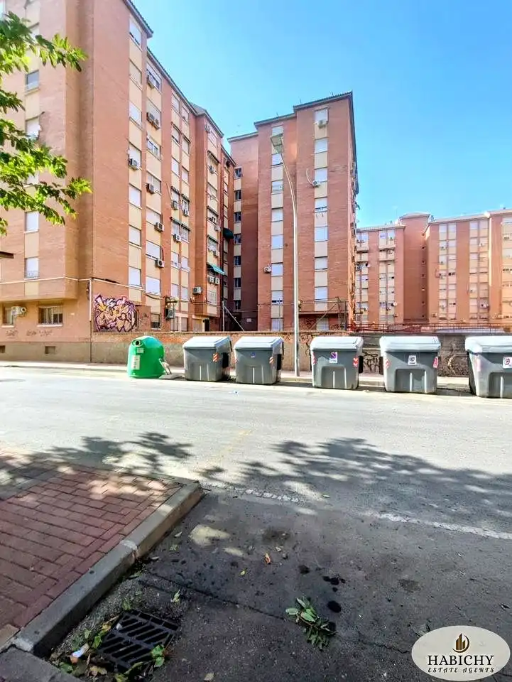 Vista exterior de Pis en venda en Murcia amb Aire condicionat