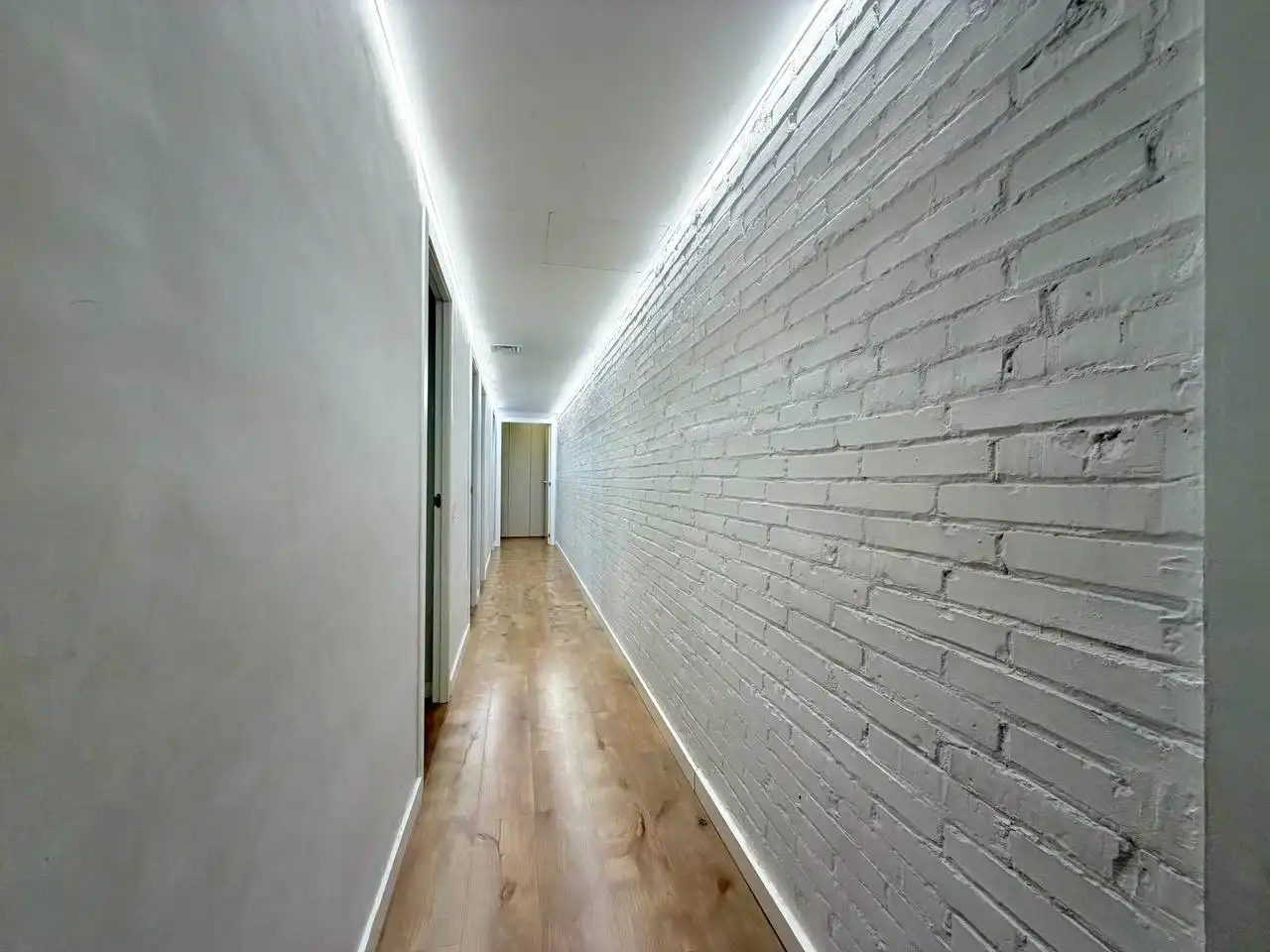 Piso en venta en Barcelona con Calefacción, Balcón y Domótica