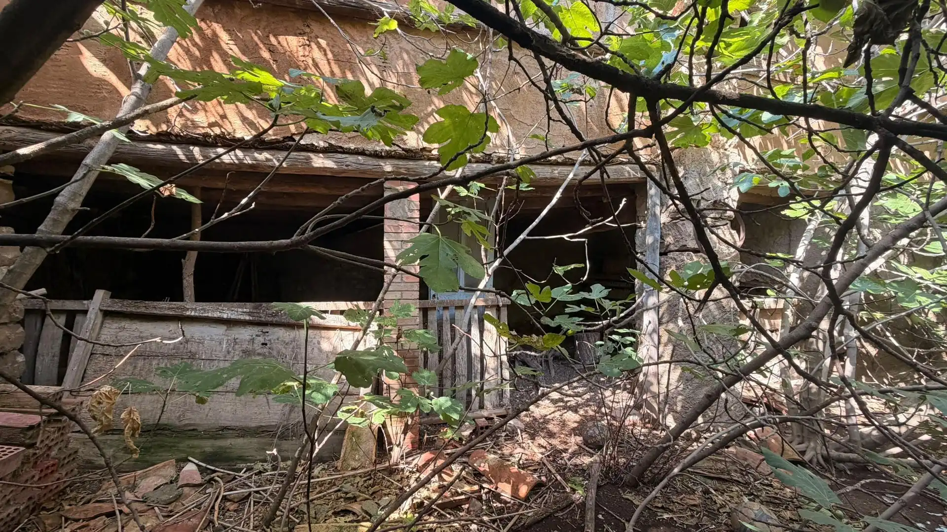 Vista exterior de Terreno en venta en Ontiñena