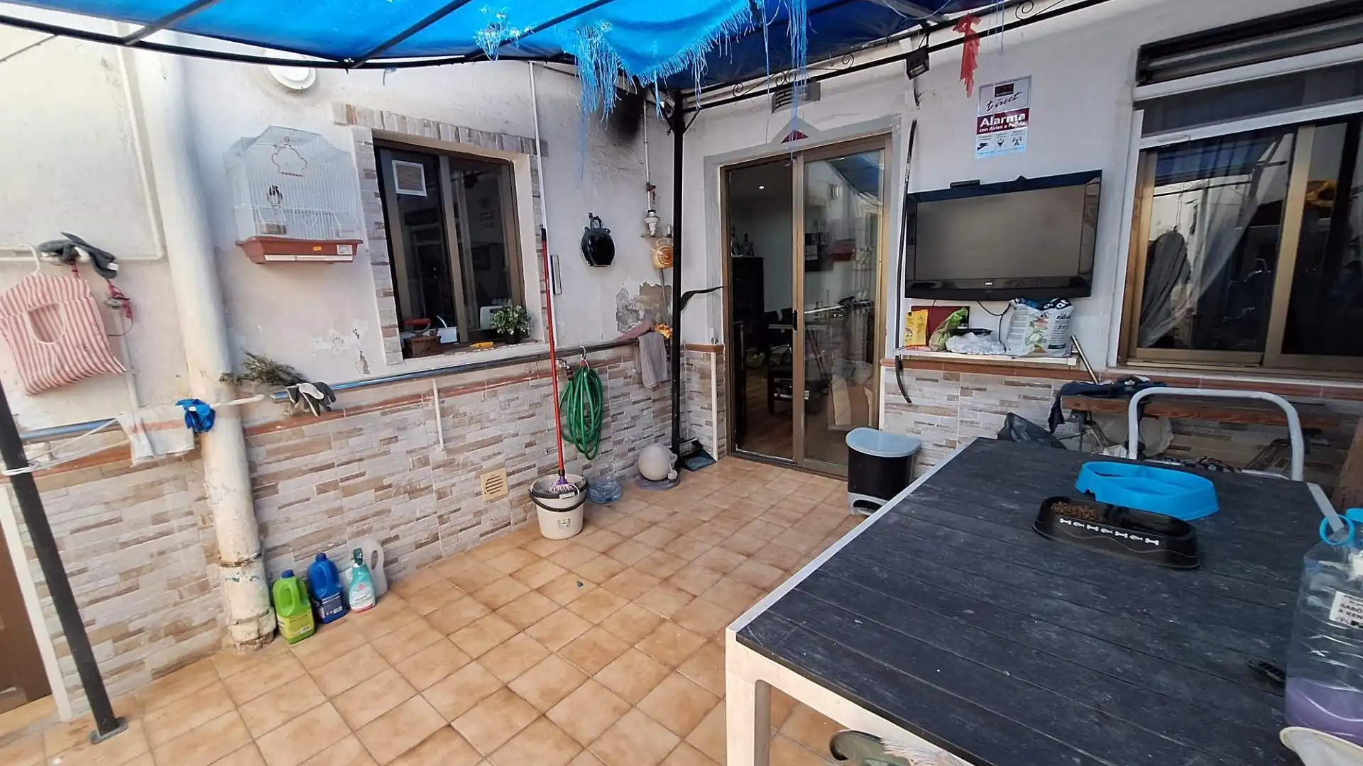 Flat for sale in Sabadell  with Air Conditioner, Parquet flooring and Alarm