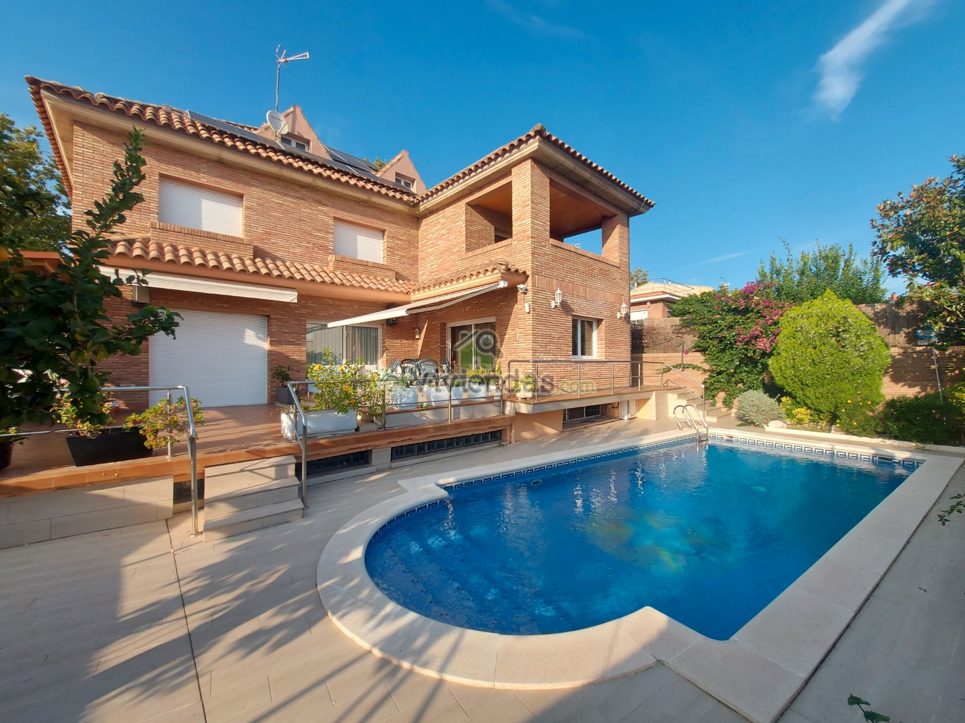 Jardí de Casa o xalet en venda en Rubí amb Aire condicionat, Calefacció i Jardí privat