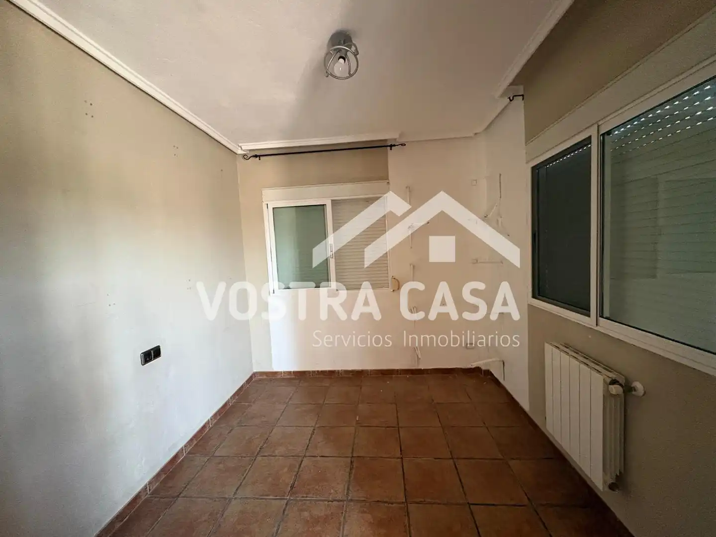 Flat for sale in Chiva  with Alarm
