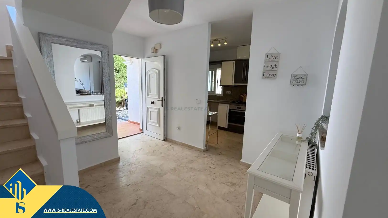 Casa o xalet en venda en Orihuela amb Jardí privat, Terrassa i Moblat