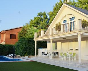 Garden of House or chalet for sale in Aranjuez  with Air Conditioner, Private garden and Parquet flooring