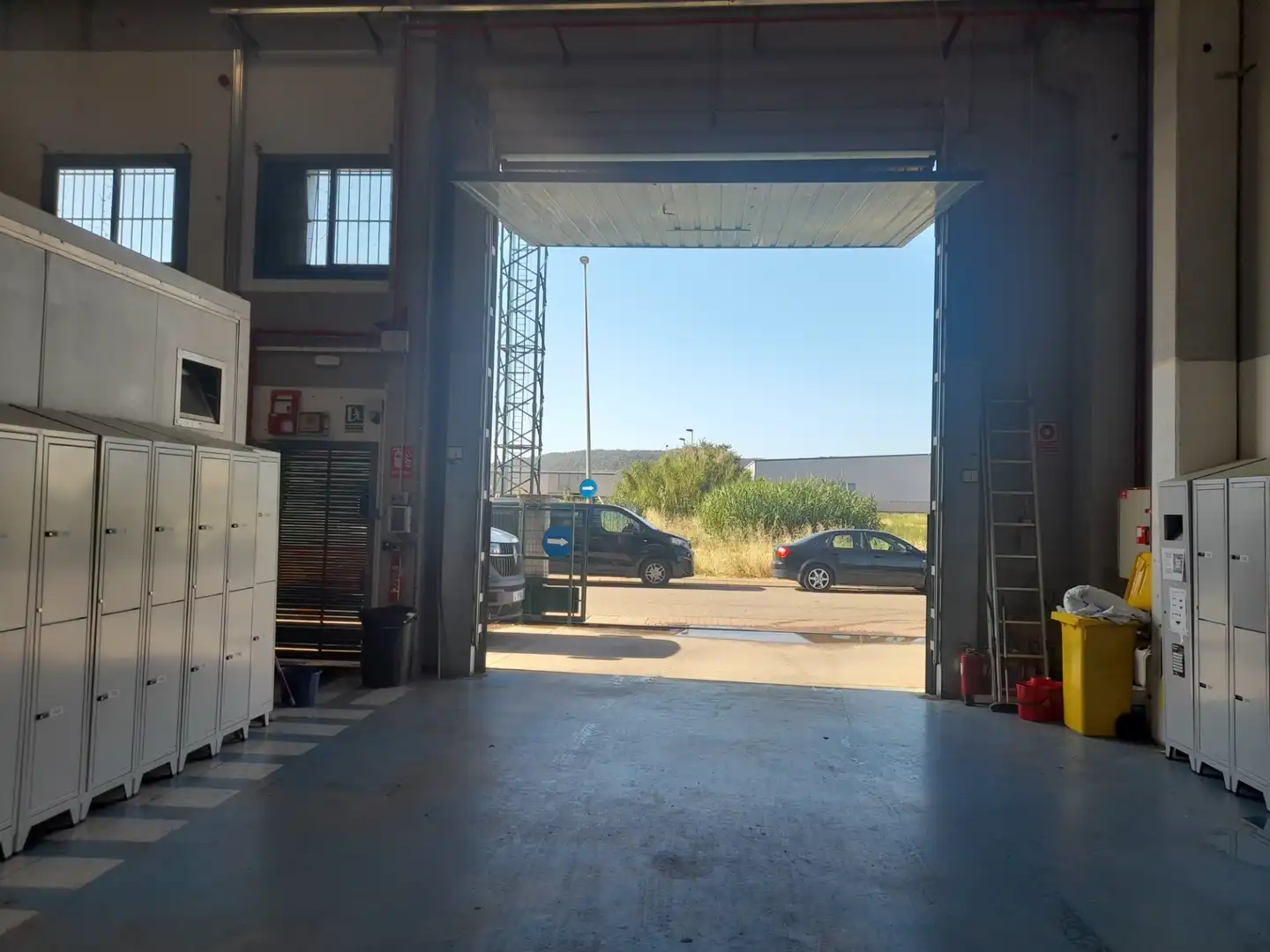 Parking of Industrial buildings for rent in Forallac