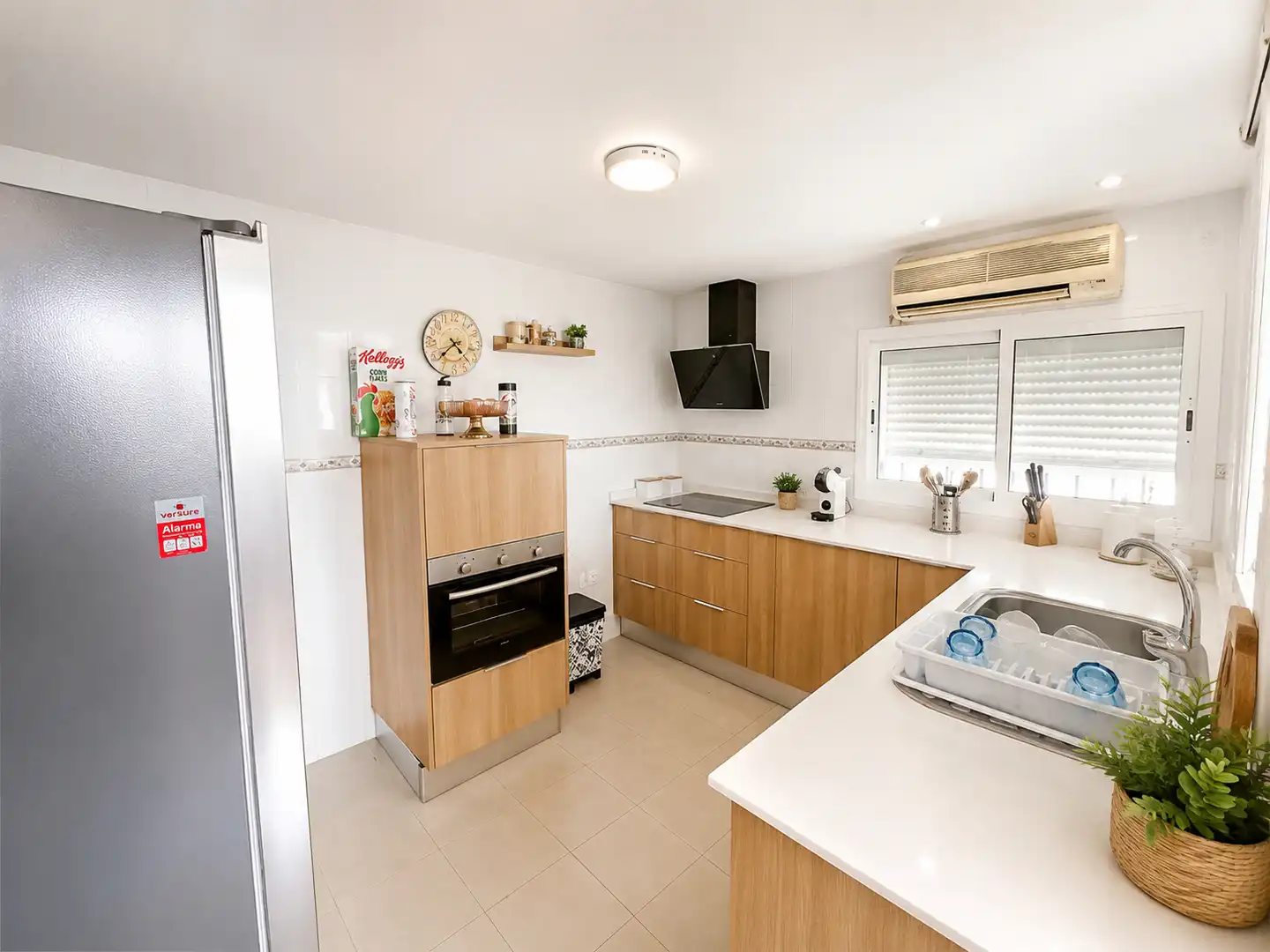 Cocina de Casa o chalet en venta en Castilleja de Guzmán con Aire acondicionado, Calefacción y Terraza