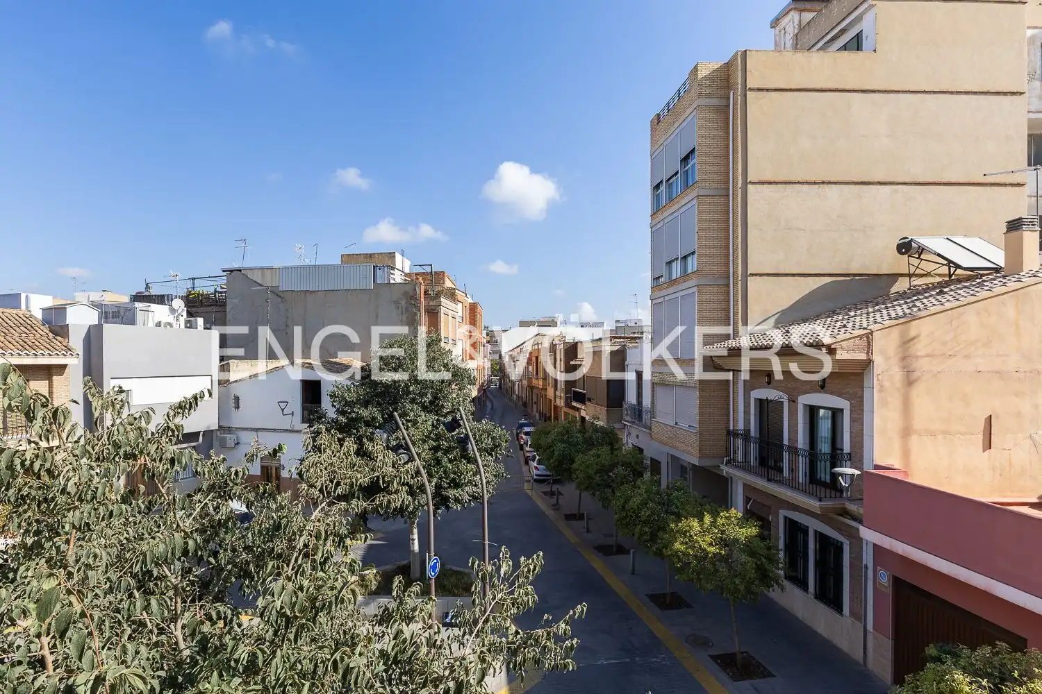 Exterior view of Detached homes for sale in Albal, Valencia
