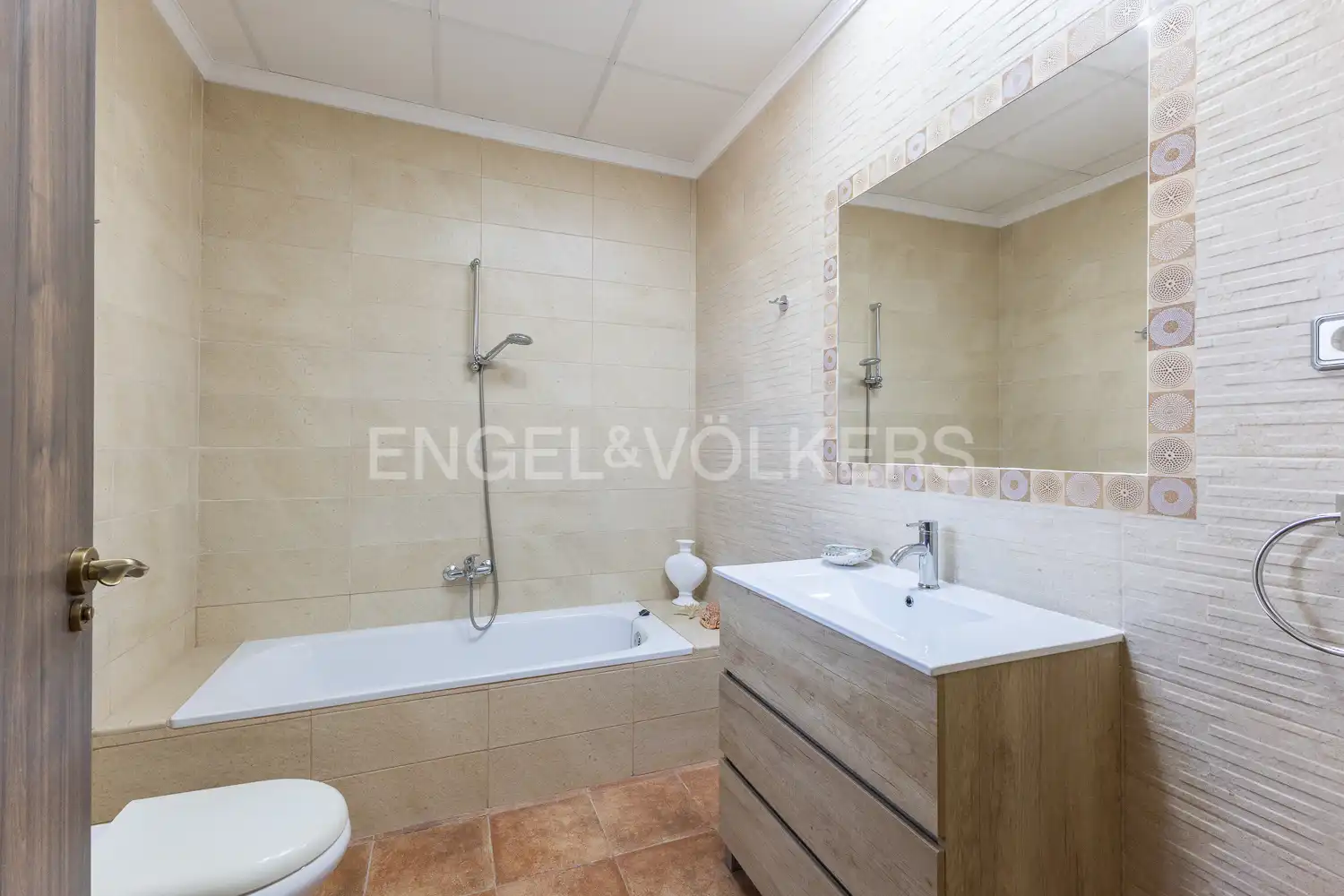 Baño de Casa o chalet en venta en Casinos con Calefacción, Jardín privado y Terraza