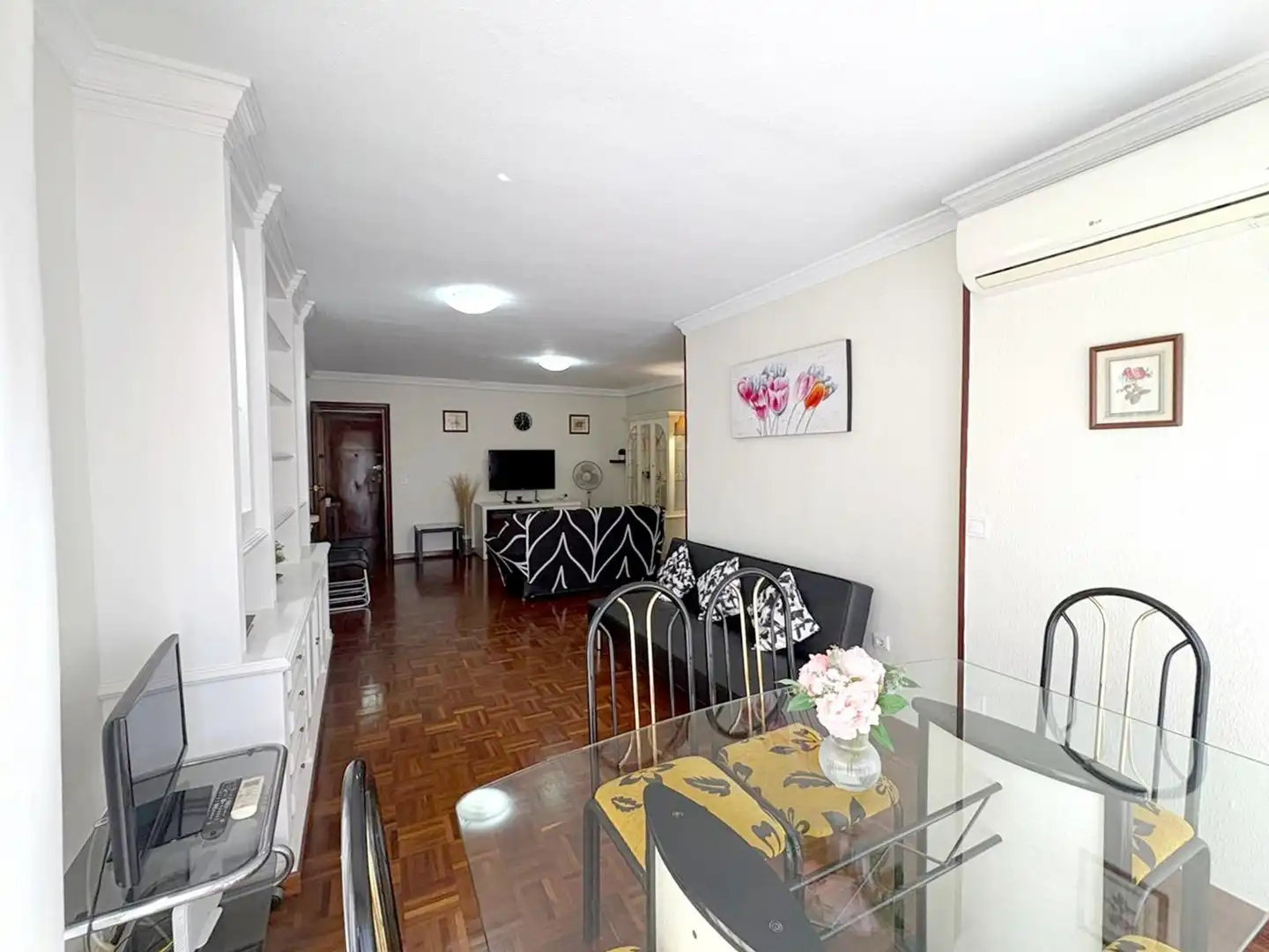 Sala de estar de Piso en venta en Málaga con Aire acondicionado, Parquet y Terraza