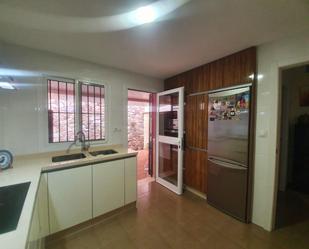 Kitchen of Single-family semi-detached for sale in Algeciras  with Private garden and Terrace