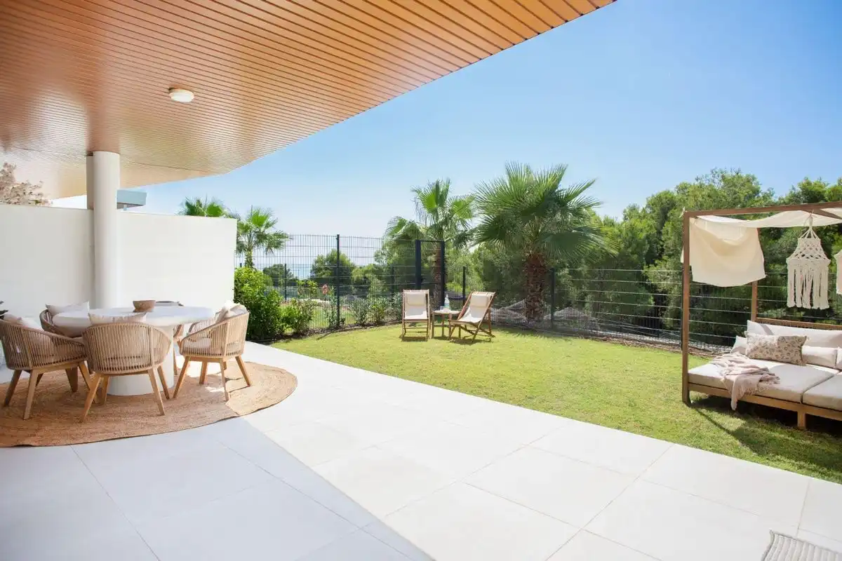 Habitatge amb jardí en venda a Av. Fuengirola