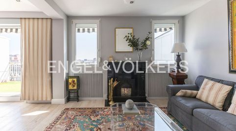 Photo 5 of Flat for rent in Manuel Ferrero, Castilla, Madrid Capital