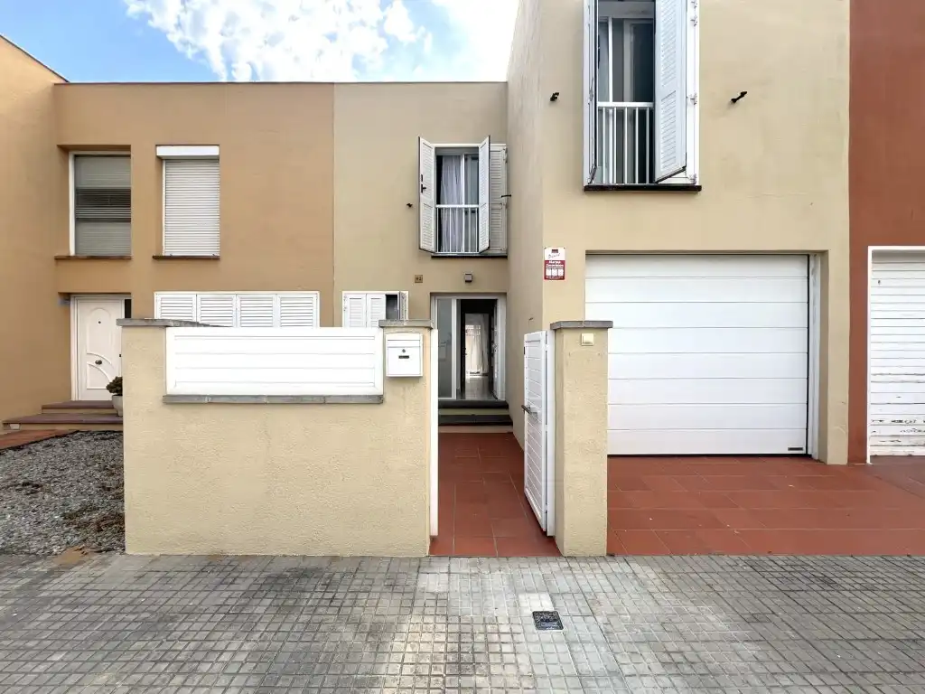 Casa con piscina in vendita a Avenida Onze De Setembre