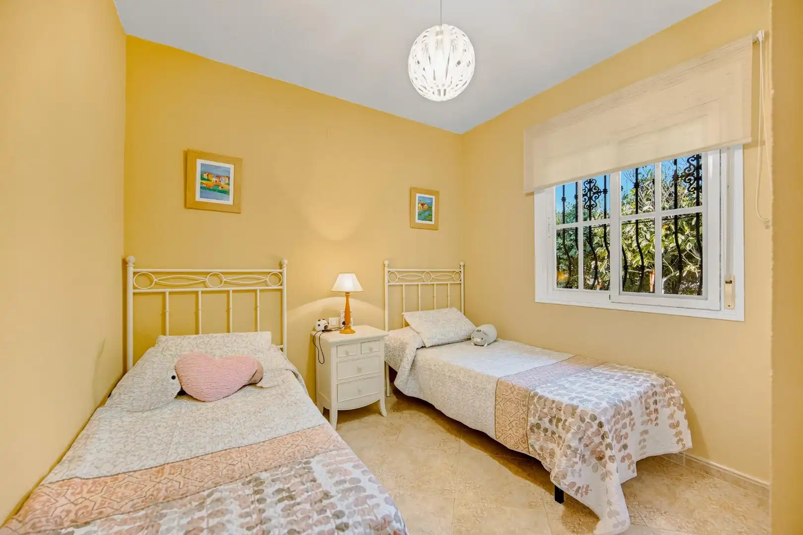 Habitación de Casa o chalet en venta en Chiclana de la Frontera con Jardín privado, Terraza y Trastero