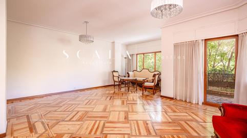 Photo 4 of Flat to rent in Casado del Alisal, Jerónimos, Madrid